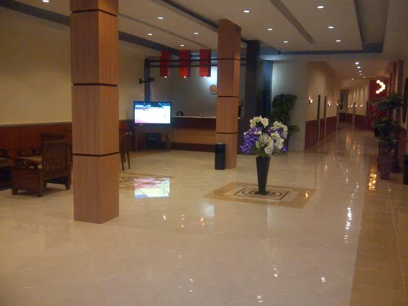 Sinar Hotel Pelaihari - Image 1
