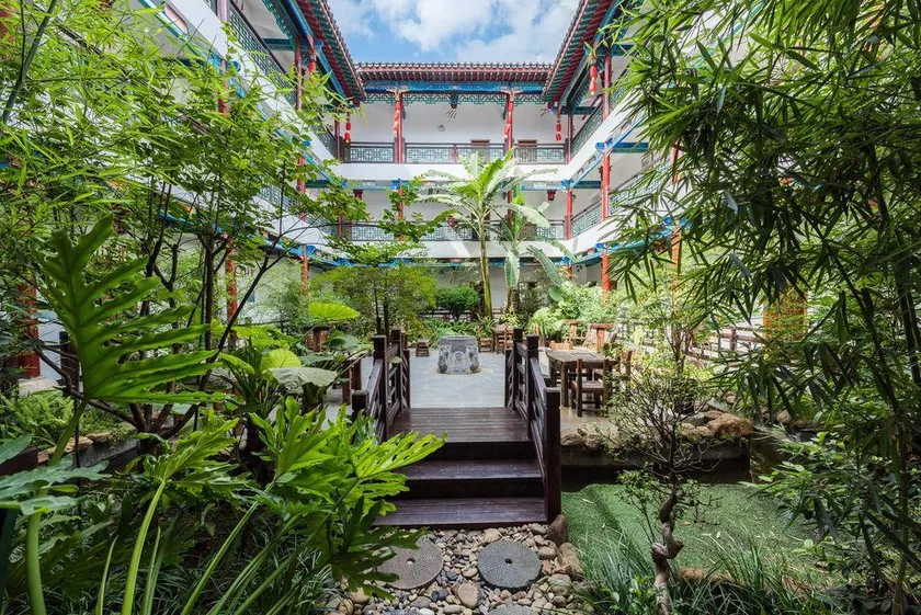 Shiyuan Inn - Image 1