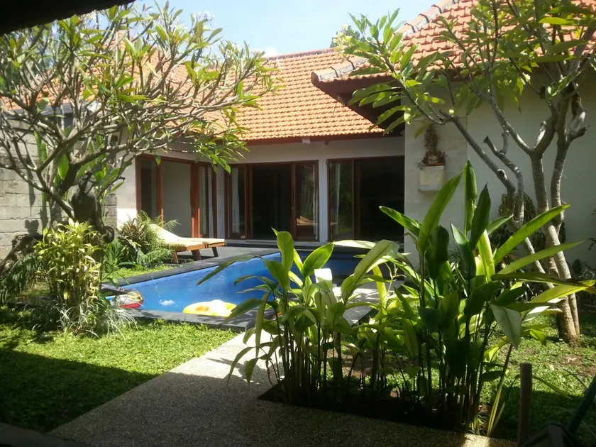 Pondok Indah Villa - Image 1
