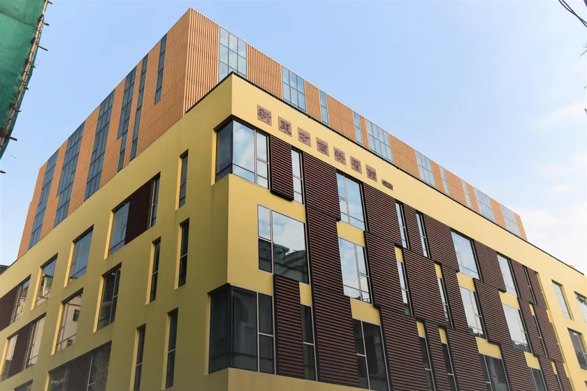 San Tung Fong Commerical Inn South Wing - Image 1