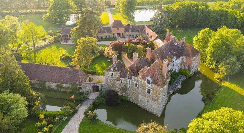 Chateau du Blanc Buisson - Image 1