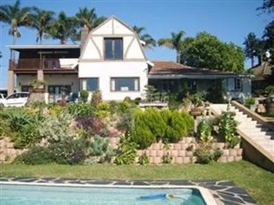 Red Tudor Bed and Breakfast - Image 1