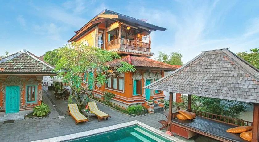 Sunhouse Guesthouse - Image 1
