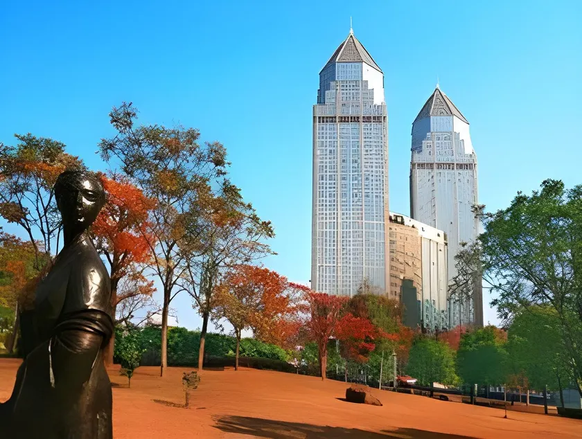 Jinhua World Trade Hotel - Image 1
