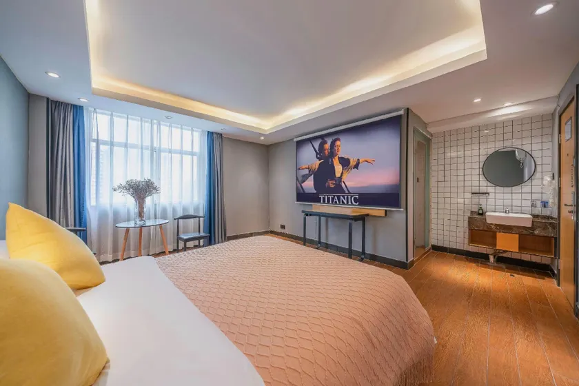Xixili Hotel (Beihai High Speed Railway Station Store) - Image 1