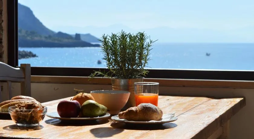 Albergo Tirreno - Image 1