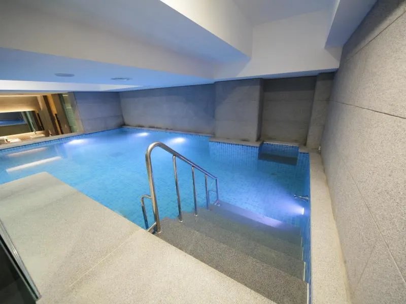 Nox Boutique Hotel - Image 1