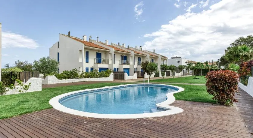 Oasis Premium Costa Brava - Image 1