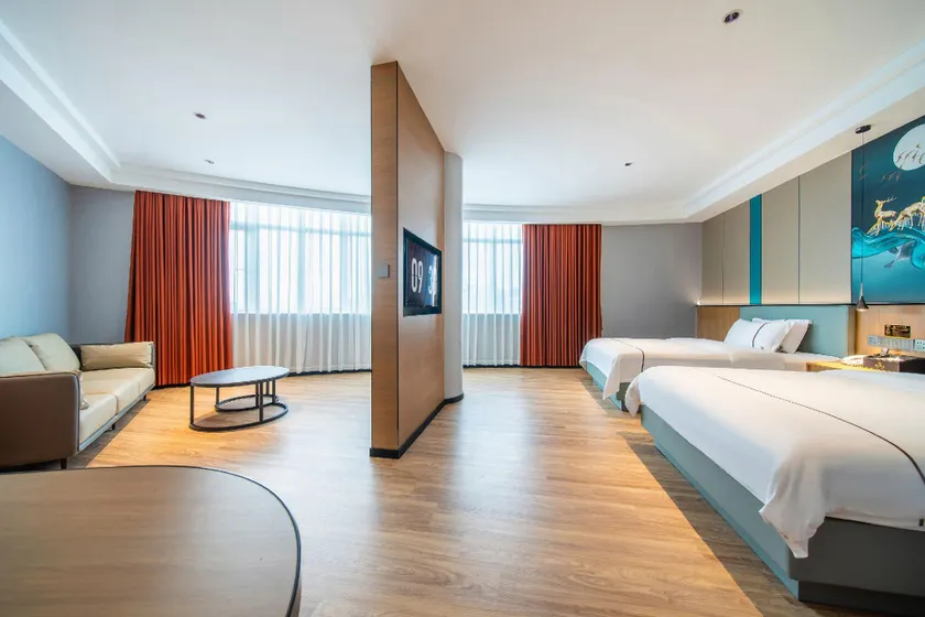 Yuanhe Hotel (Zhanjiang Suixi Quanfeng Central Plaza Branch) - Image 1