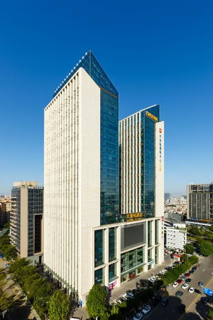 Zhongshan Da Dong Yu Hotel - Image 1