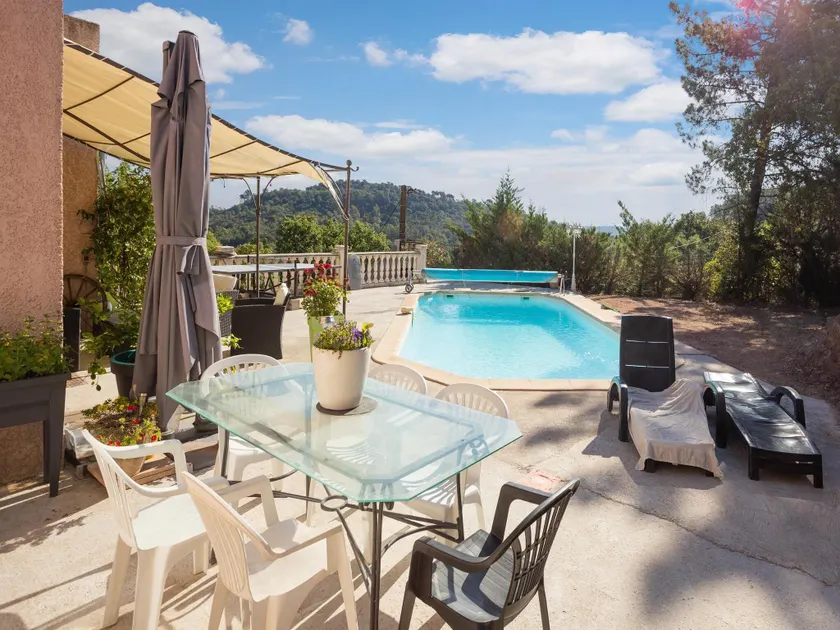 Villa i Vidauban med Pool og Grillterrasse - Image 1