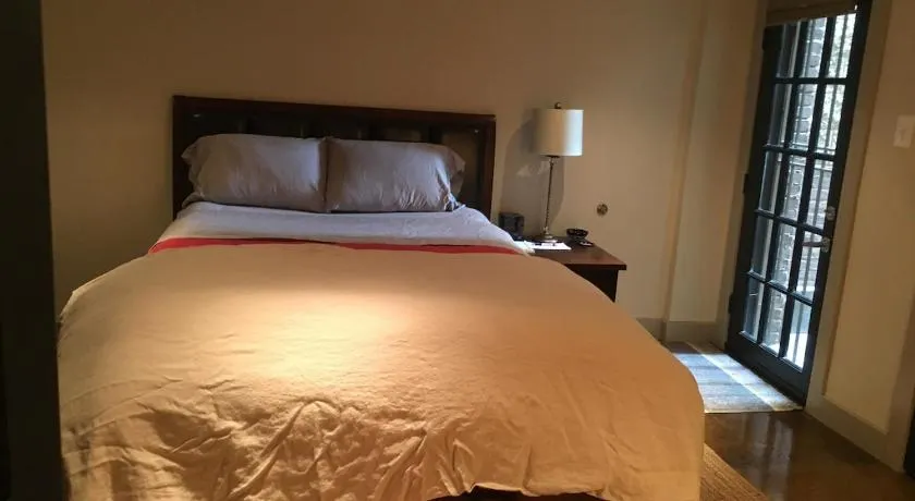 Modern 1BR Apartment in Columbia Heights Great Location - Image 1