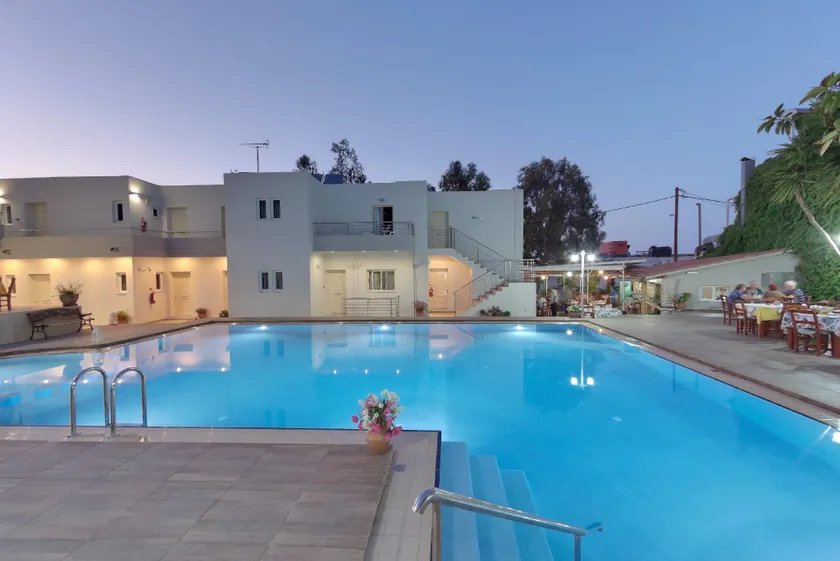 Tarra Apartments - Image 1