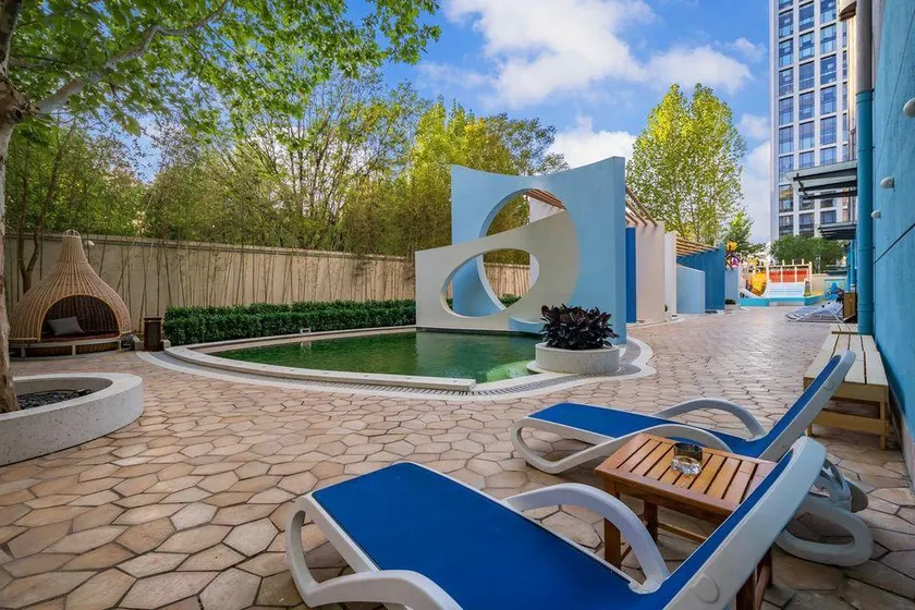 Header Hot Spring Hotel - Image 1