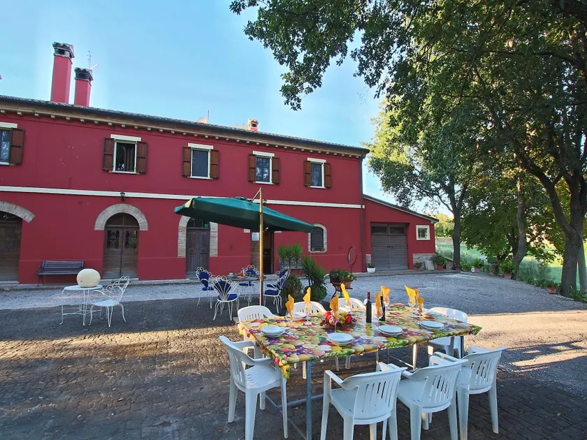 La Meridiana bondegård nær havet i grønne omgivelser i Serrungarina Pesaro Urbino - Image 1