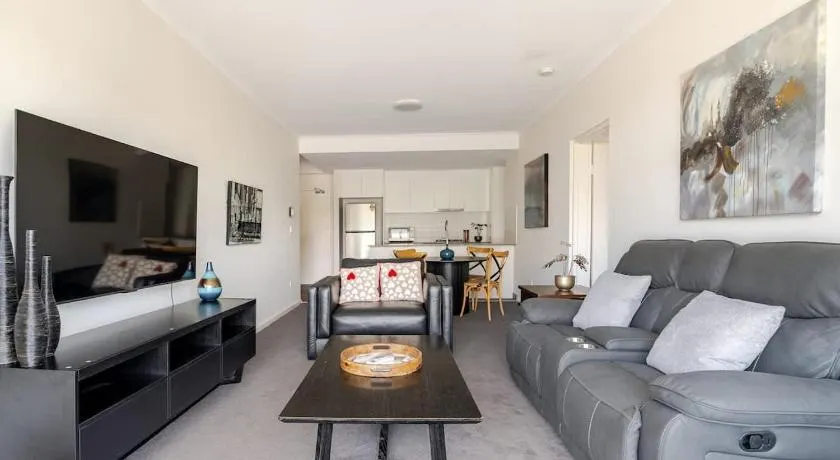 Brand new 2 bedroom 2 ensuite - Image 1