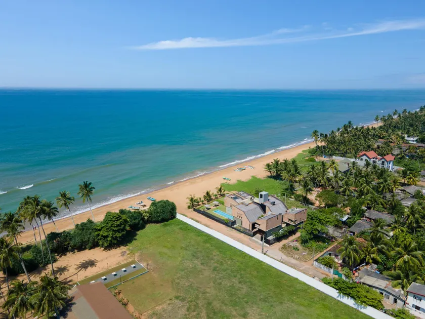 Inidi Leisure Luxury Villas - Image 1