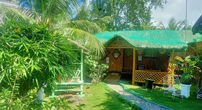 Moalboal Bamboo Guest House - Image 1