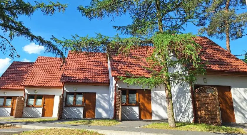 Domki letniskowe Invest - Image 1