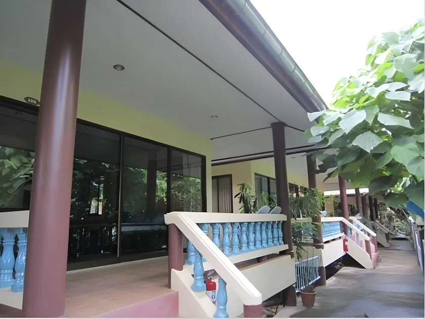 JJ Bungalow - Image 1