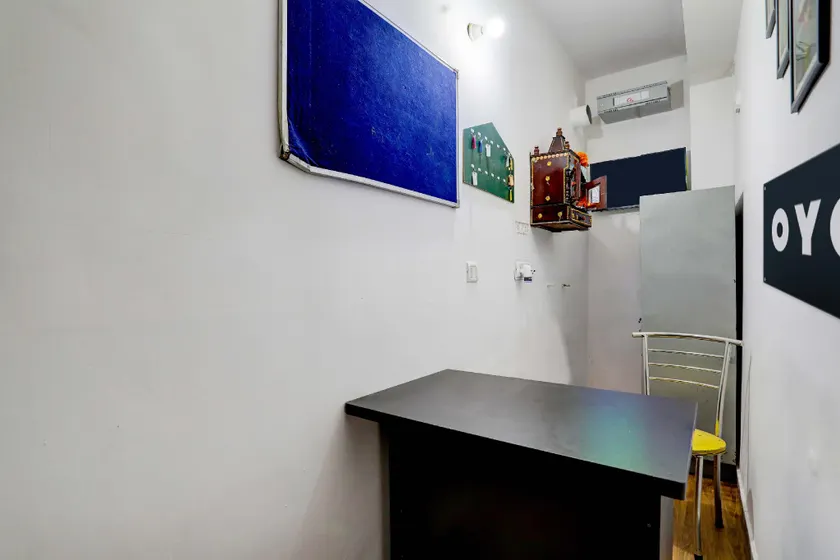 Hotel O Malviya Nagar Inn - Image 1