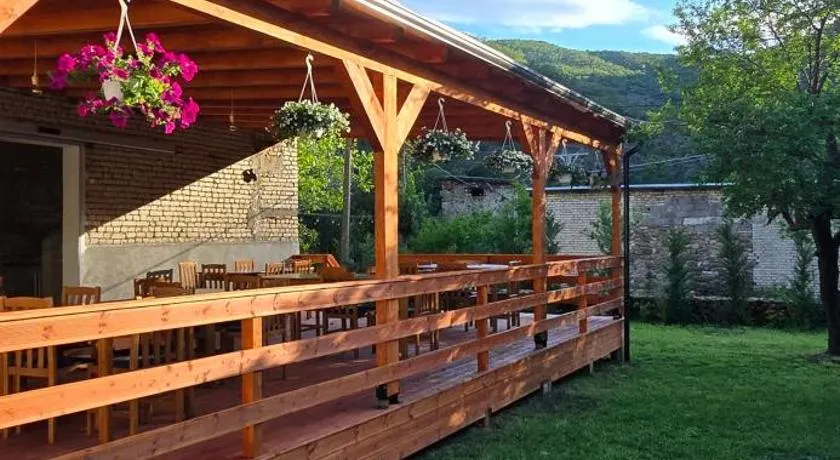 Sekretet e Luginës Restaurant - Hostel - Camping - Image 1
