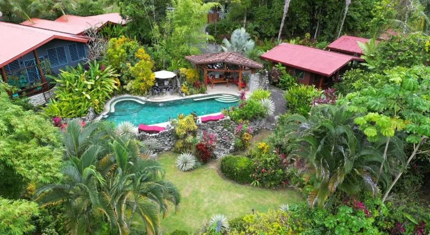 La Rana Deluxe Villa - Riverfront With A Pool - Image 1