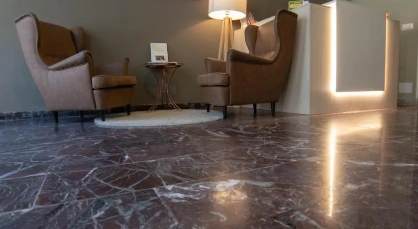 Hotel Moderno - Image 1