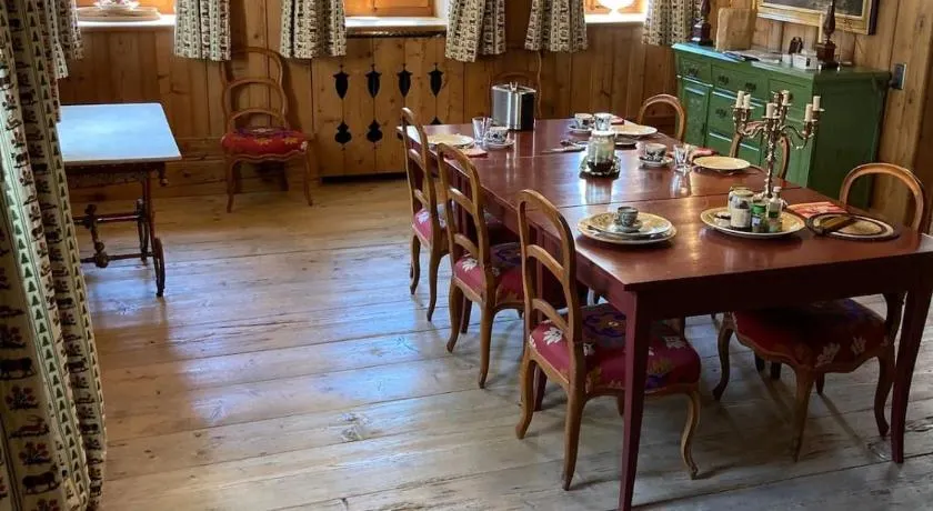 Chalet pittoresque sur le TMB - Image 1