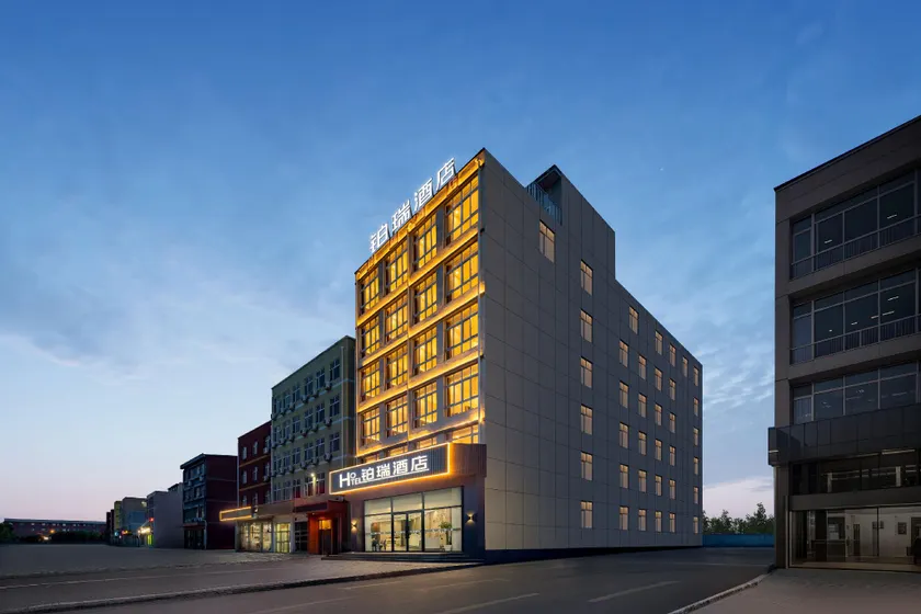 Pullman Hotel (Yanjiao Metro Station Branch) - Image 1