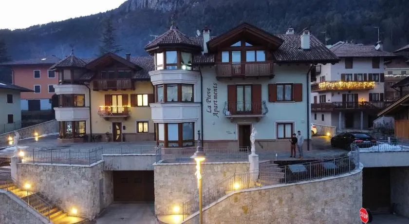 La Pieve Apartments - Image 1