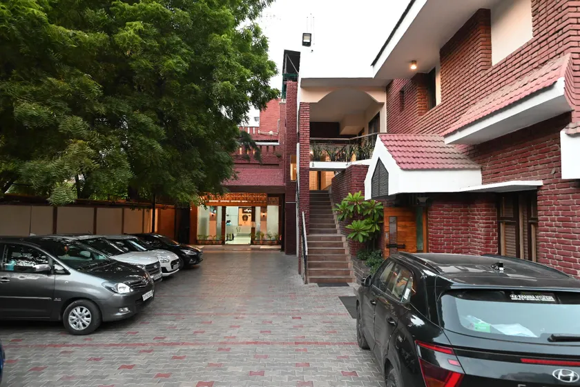 Little Chef Hotel - Image 1