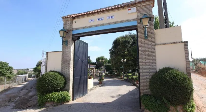 Chalet San Jose - Image 1