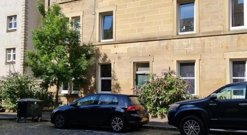 Cathcart Place Rooms - Image 1