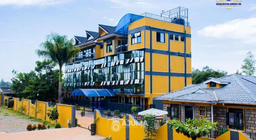 The Grand Brystal Hotel - Image 1