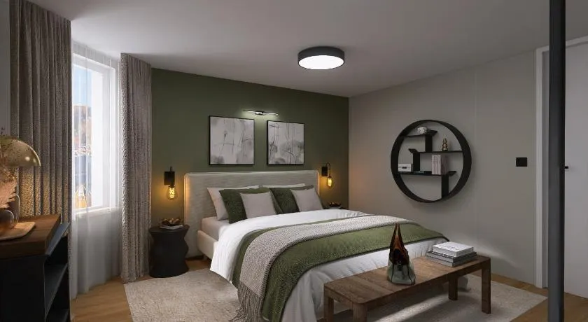 Modern City Apartment 3 Bedrooms, Balcony & Free Parking - Image 1