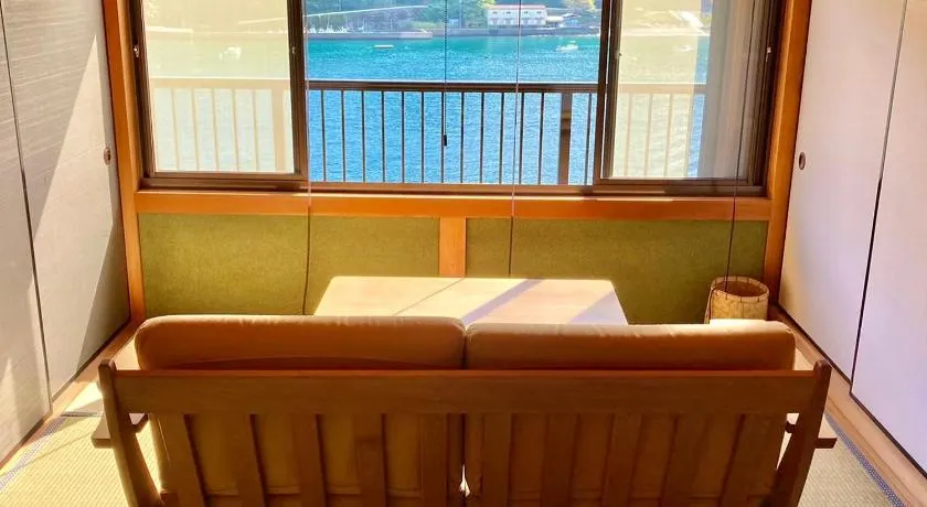 海宿 二木島 / Guest house Nigishima - Image 1