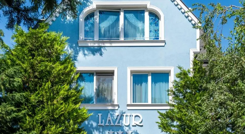 Family Hotel Lazur - Image 1