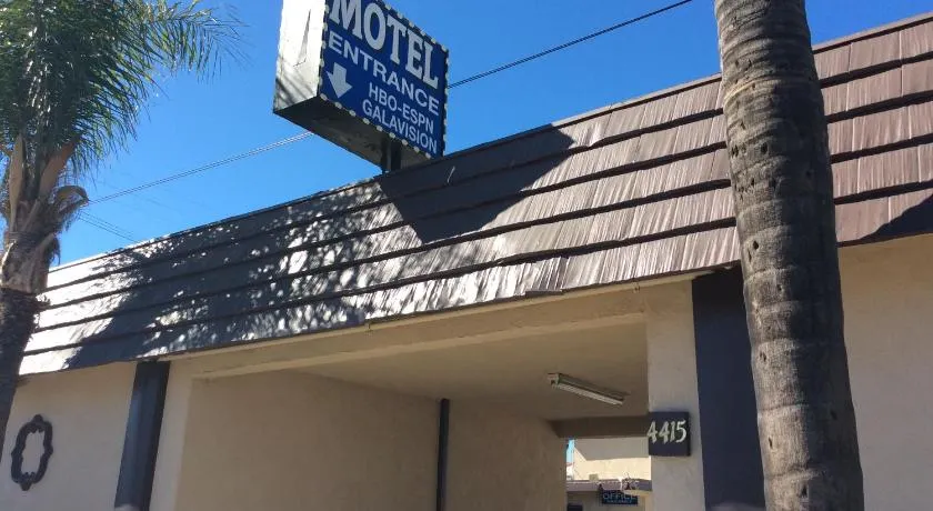 Stallion Motel Los Angeles - Image 1