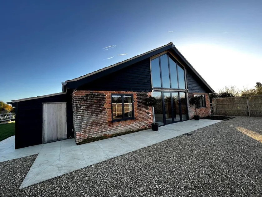 Beautiful Barn Conversion Close To The Broads - Image 1
