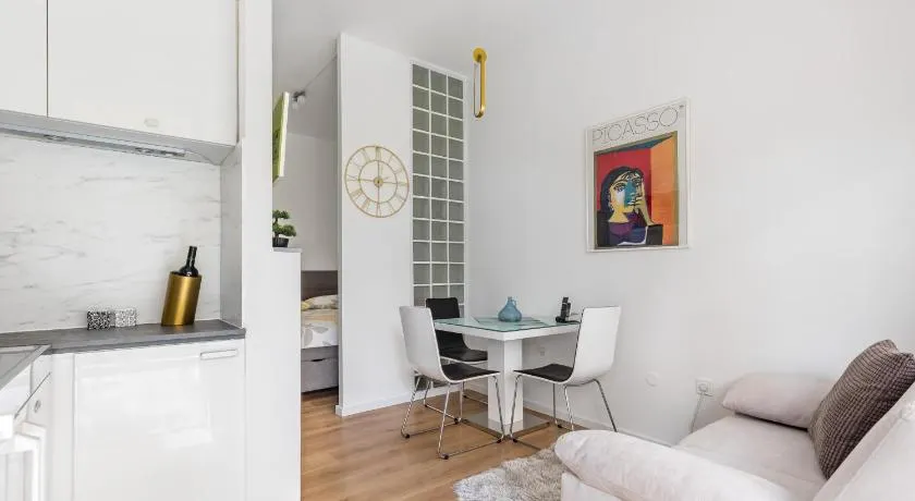 Apartment Modern Studio Near Žnjan Beach - Image 1