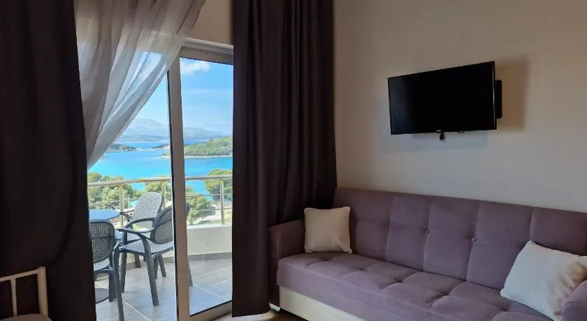 Hotel Queen Margaret Seaside - Image 1