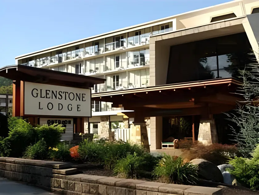 Glenstone Lodge - Image 1
