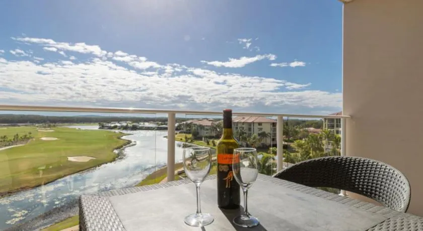Spa Apartment Beautiful Views Of Golf Course - Image 1
