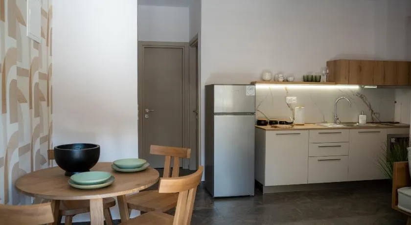 Heleon Luxury Apartments - Image 1