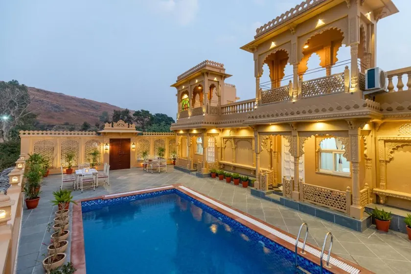 ELIVAAS Amber Royale 3 BHK with Pvt Pool & Terrace - Image 1