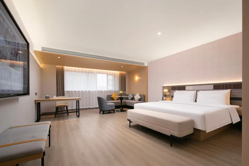 Atour Hotel Zhongshan Park Wuhan International Plaza - Image 1