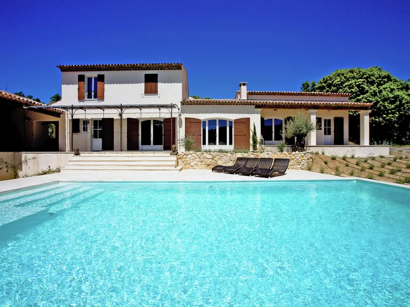 Villa i Provence med Infinity Pool - Image 1