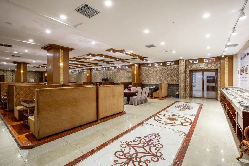 Haohai International Hotel - Image 1