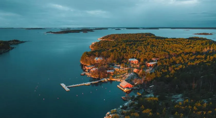 Brännskär Cottages & Glamping - Image 1